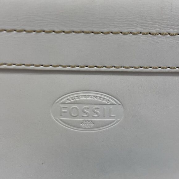 Vintage Fossil Shoulder Bag White Leather Y2K Stitched Heavy Duty Gold Toggle - Picture 11 of 16